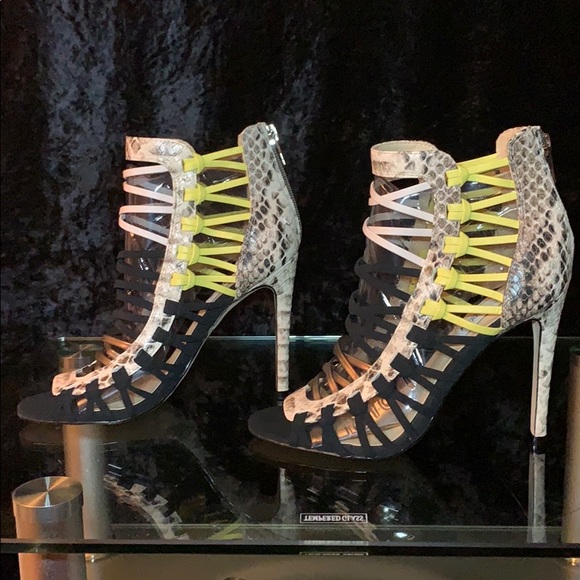 Steve Madden Sleik Sandals zip up Snakeskin 6 1/2 - Picture 10 of 16